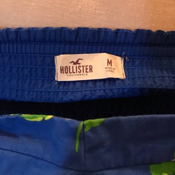 Hollister peplum top with flowered pattern size m - Picture 5 of 5